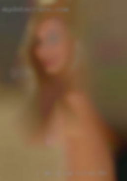 I am a single in Karlstad, MN male who loves to please.