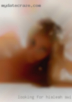 Looking for Hialeah swingers discreet, safe FWB.